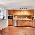 Lovely In With Kitchen Prázdninový dům