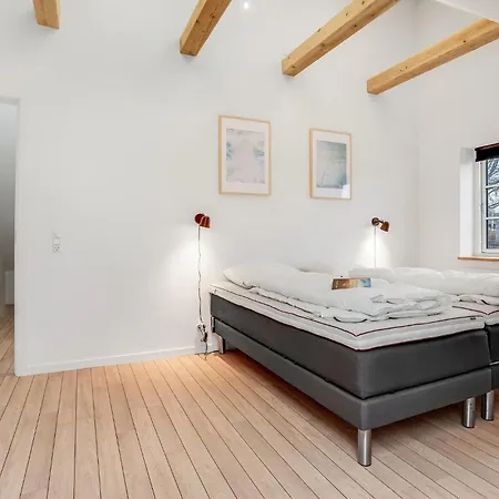 Semesterbostad Lovely In With Kitchen