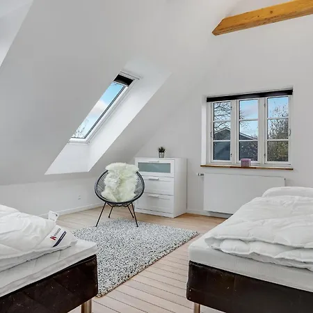 Lovely In With Kitchen