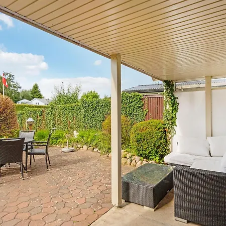 Semesterbostad Lovely In With Kitchen *